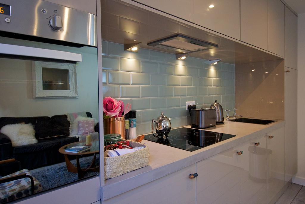 Old Town Castle View Apartment เอดินบะระ ภายนอก รูปภาพ